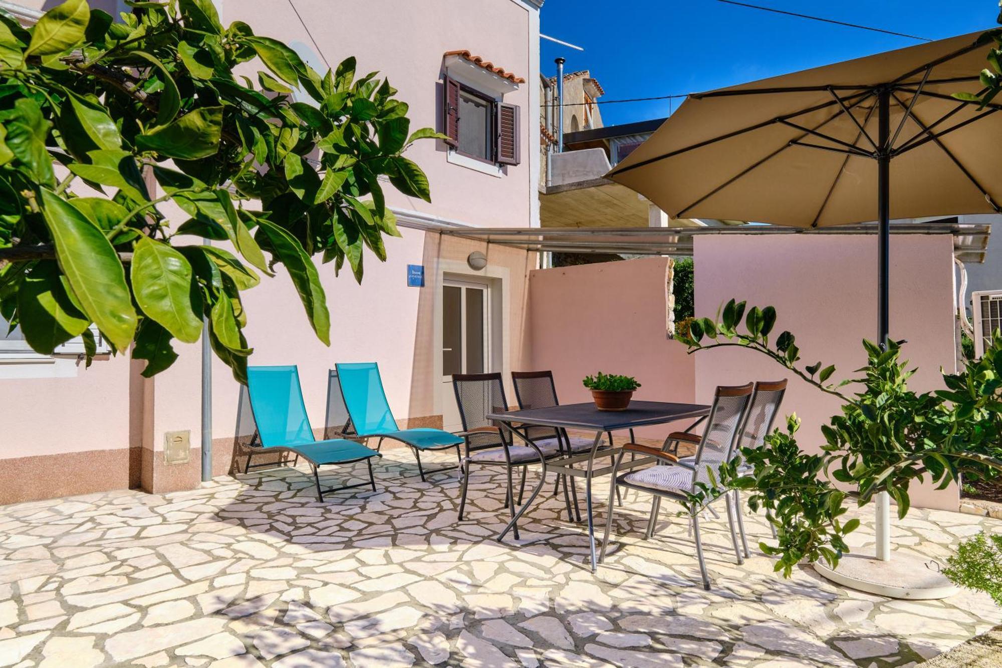 Apartment Angela Čunski Екстериор снимка
